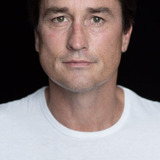 Фил Браун — Stringer