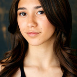 Scarlett Estevez — Izzy (voice)