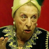 Viviana Larice — Suocera di Canà