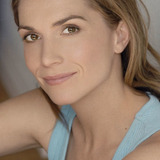 Genevieve Hegney — Sonya