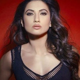 Gauahar Khan — Special appearance in the song "Naa Pera Kanchan Mala"