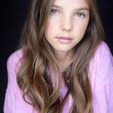 Ema Mlinar — Singing Student