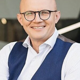 Jakilaitis Edmundas — Laidos vedėjas