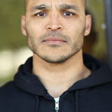 Jimmy Gonzáles — Yann (bartender)