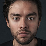 Torstein Bjørklund — Peter