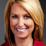 Leslie Lowe — Assistant Hotel Manager