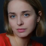 Наталья Палагушкина — официантка обслуживающая Бориса