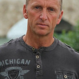 Peter Miles — Thug