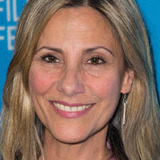 Зои Каридес — Dr. Barnes