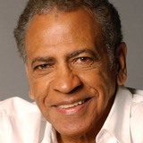 Austin Stoker — Newscaster Gibson