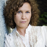 Eva Melander — Agneta