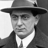 Ernst Lubitsch — Himself - Director in Trailer (uncredited)