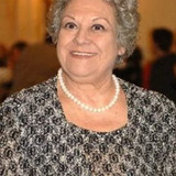 Эмма Пенелла — Carmen, la hija de Amadeo