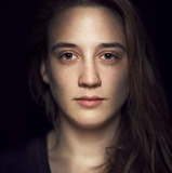 Jaśmina Polak — Ewa
