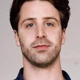 Джейсон Бурк — Communications Officer