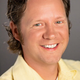 Bryan Kreutz — Bar Patron
