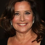 Lorraine Bracco — Helen Greg