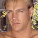 Steve Hammond — Passerby Mistaken for Pilot (uncredited)