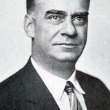 Jules Cowles — Man in Museum (Uncredited)