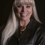 Kadrolsha Ona Carole — Vagabond (uncredited)