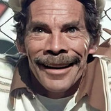 Ramón Valdés — Don Cosme (uncredited)