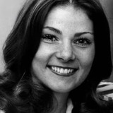 Briony McRoberts — Wendy