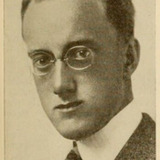 Pete Smith — Narrator (voice)