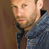 Eric Aten — Deep Eyes (uncredited)