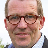 Søren Østergaard — Policeman