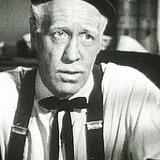 Frank Marlowe — Shrine Auditorium Photographer (uncredited)