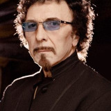 Tony Iommi — Guitars
