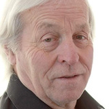 Фрэнк Эдвардс — Rohan Man (uncredited)