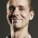 Daniel Browning Smith — Aquarium Boy (uncredited)