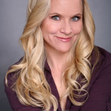 Хайди Паско — Middle-Aged Woman