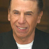 Alfonso Arau — Juan