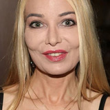 Лориэлль Нью — Sabina