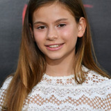 Лу Лу Сафран — Tierney