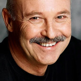 Noel Herriman — Dr. Davis