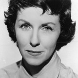 Бетси Блэр — Clara Snyder