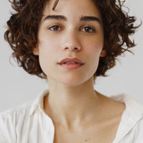 Kim Ostrowskij — Médica