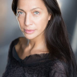 Глория Гарсия — Jakku Defender (uncredited)