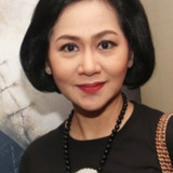 Ayu Dyah Pasha — Mami Yanti