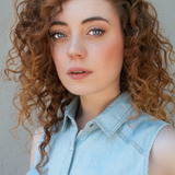 Justyna Bania — Hostess