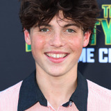 Brady Noon — Raphael (voice)