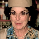 Alice Hoffmann — Hilde Becker