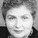 Lola Pashalinski — Pelt Room Announcer (voice)