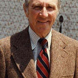 Monty O'Grady — Departing Guest (uncredited)