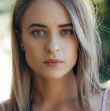 Karina Banno — Giselle Dumas