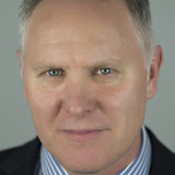 Neal Matarazzo — Kitz's Aide (uncredited)