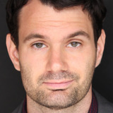 Майкл Л. Баш — Bob (uncredited)